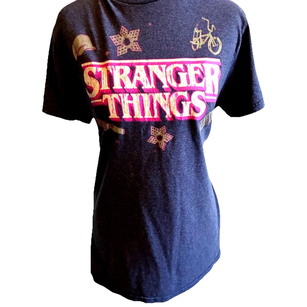 Stranger Things Graphic T-Shirt Small Netflix Bike Space Stars Tee 70s 80s Retro